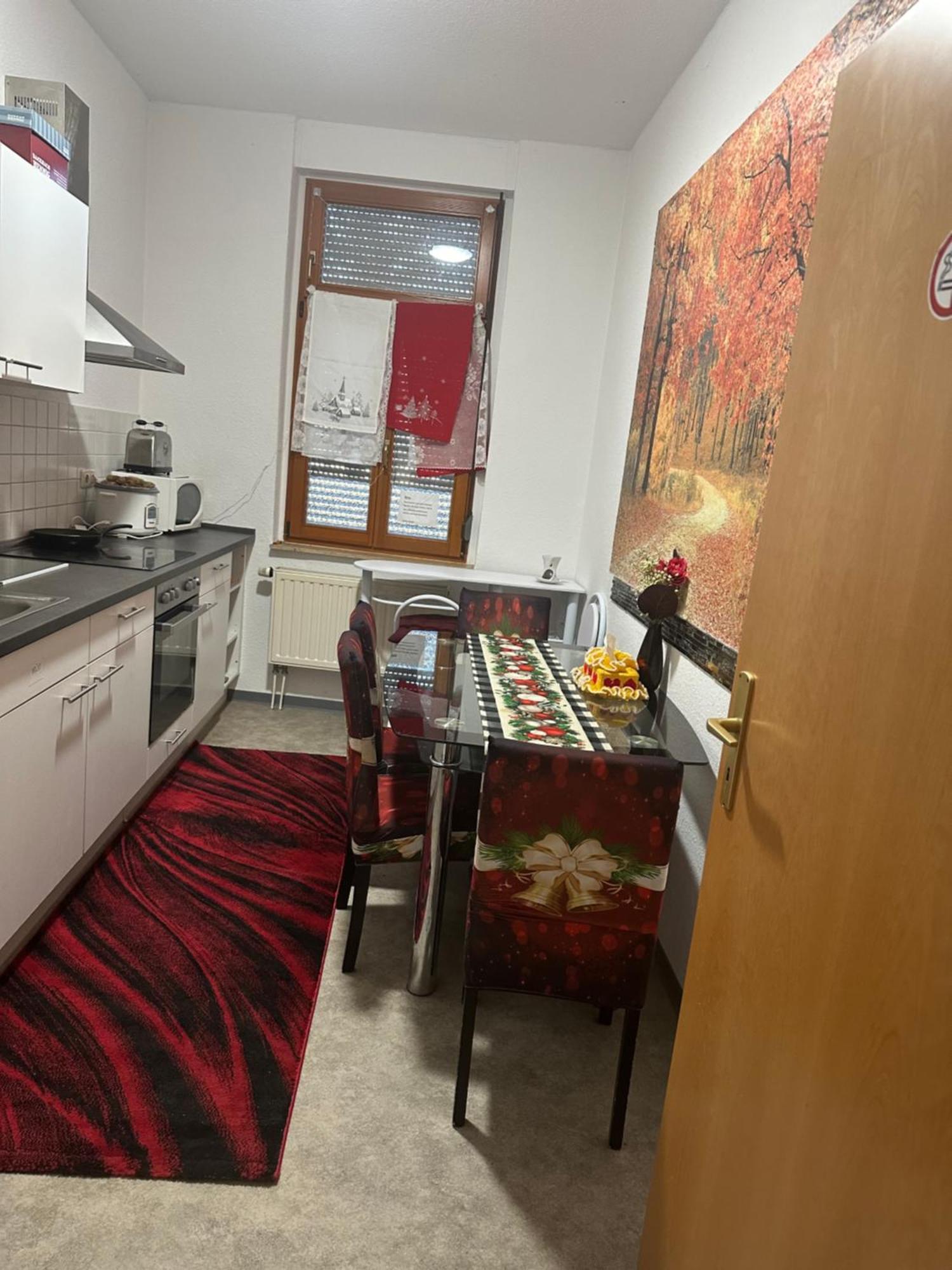 Ferienzimmer Healing Und Montuerwohnung Вайсенфельс Экстерьер фото