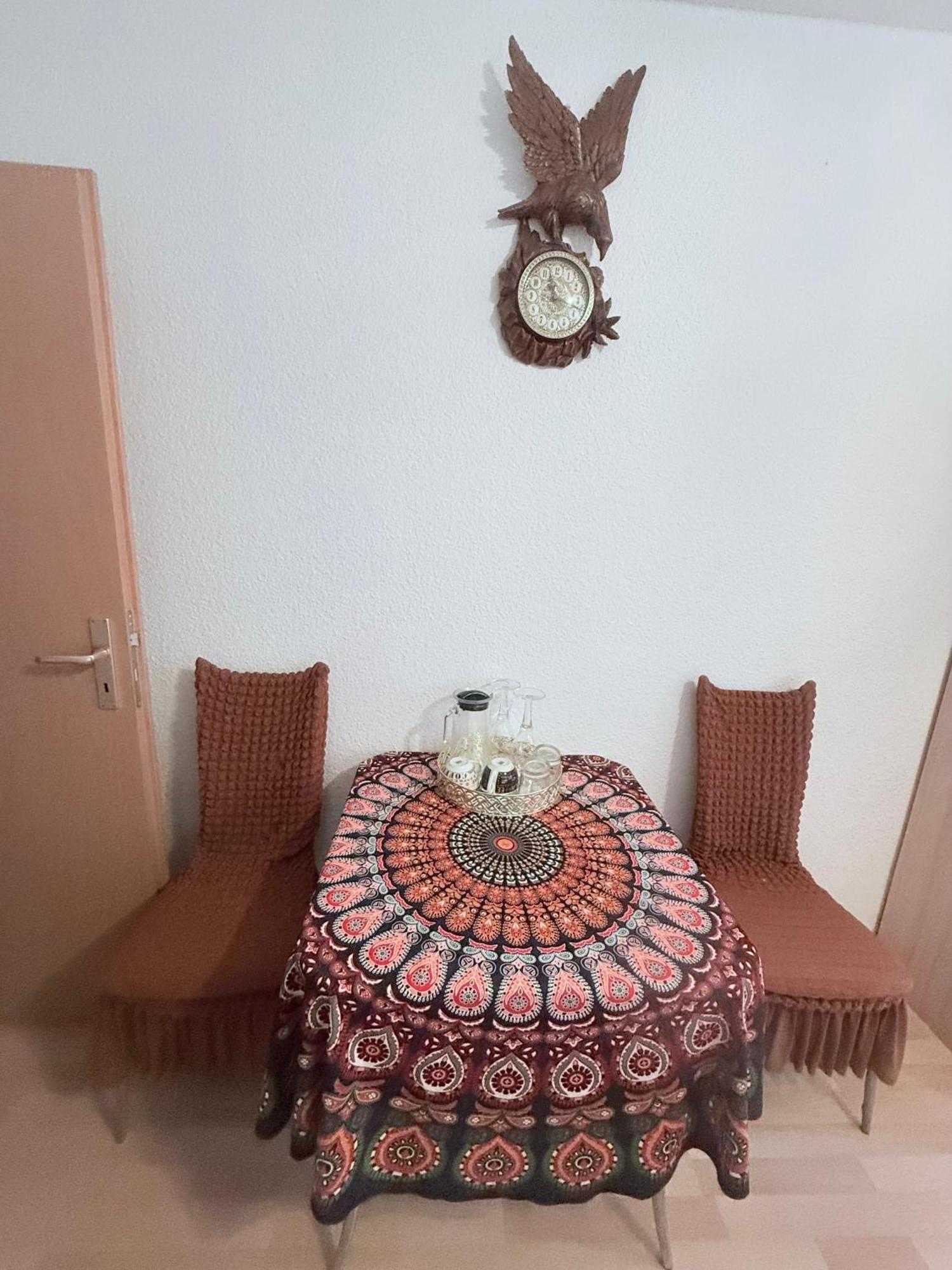 Ferienzimmer Healing Und Montuerwohnung Вайсенфельс Экстерьер фото