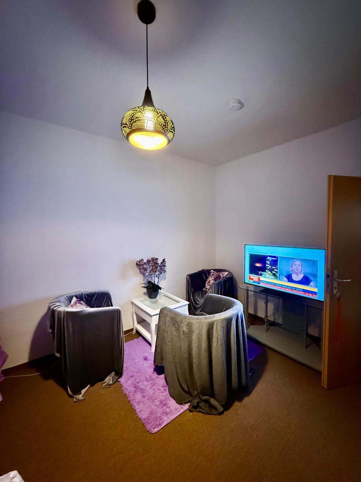 Ferienzimmer Healing Und Montuerwohnung Вайсенфельс Экстерьер фото